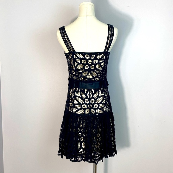 Y2K Betsey Johnson Black Lace Over Tan Satin Babydoll Mini Dress size 2 - Picture 3 of 15